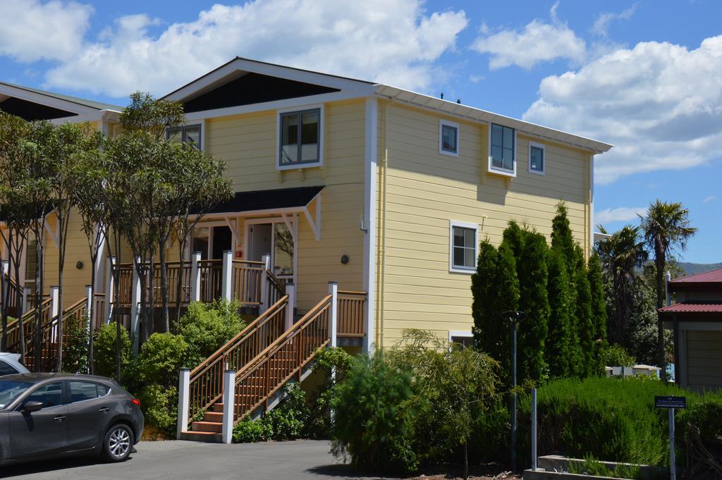 Bruce Waterfront Apartments Akaroa Esterno foto